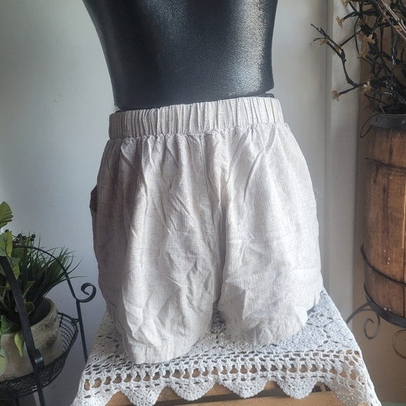 Shinestar Linen Blend Shorts with Attached Pouch M - Picture 6 of 6